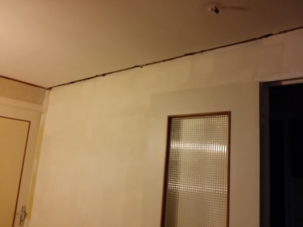 cloison sans corniche